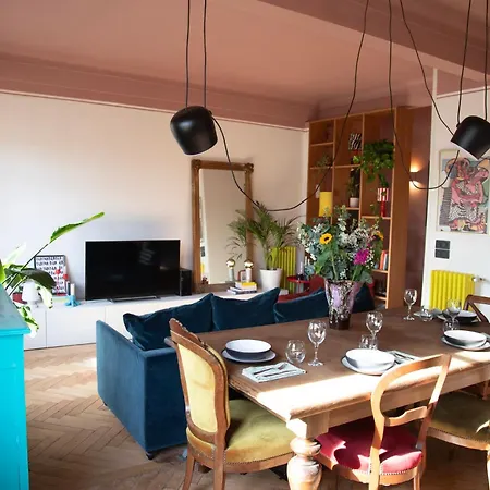 Appartement Bright 1920s - 2 Mins To & Station