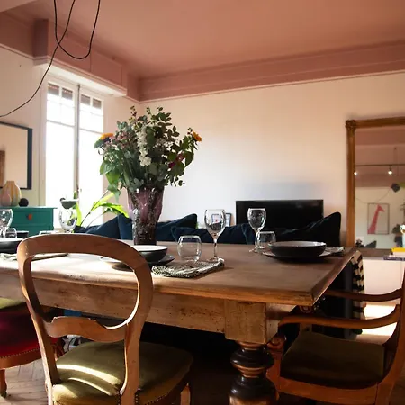 Appartement Bright 1920s - 2 Mins To & Station